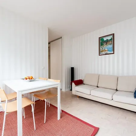 Apartment Downtown *
